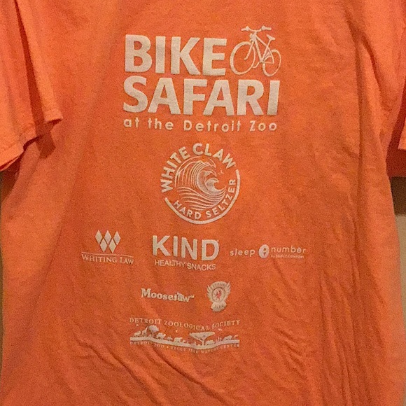 HanesXTemp med orange T-shirt DetroitZooBikeSafari Like2 get price drop - Picture 2 of 3